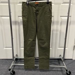 JOE FRESH, super slim men’s pants sz 32/32, Olive color